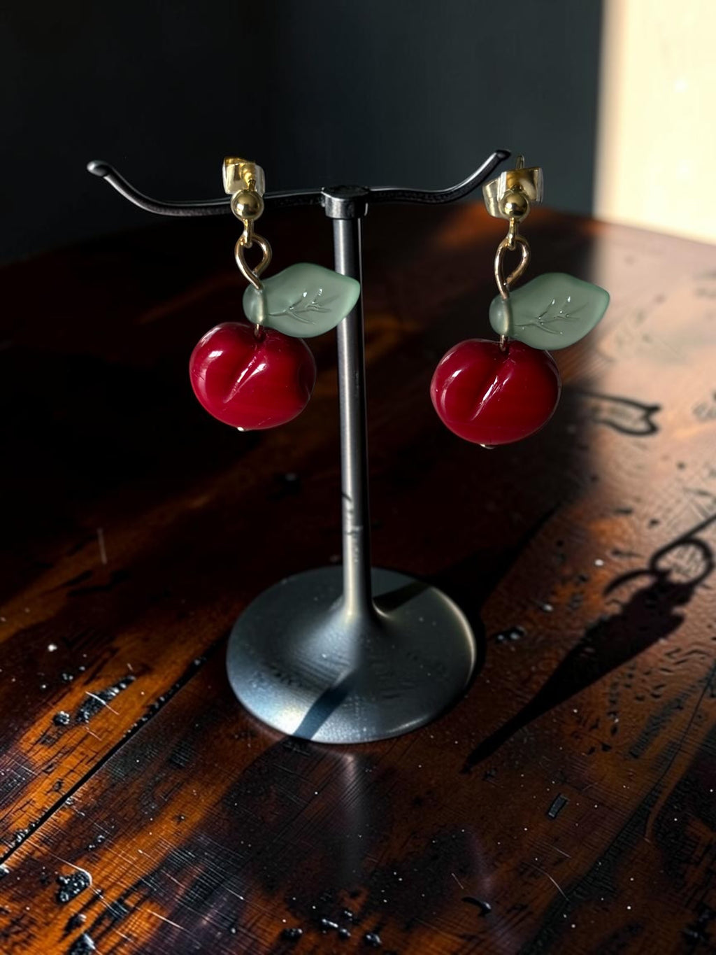 Apples and Apples (Vintage)
