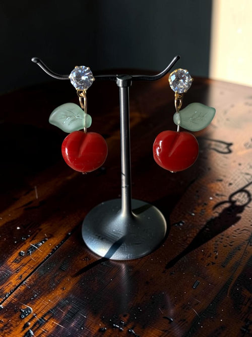 Apples and Apples (Vintage)